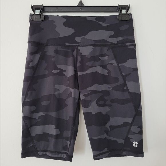 Sweaty Betty Power 9" Bike Shorts Camo NWOT - Picture 5 of 7